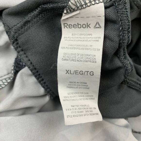 Reebok Relaxed Fit Gray Camo Running Shorts with Pockets Womens Sz XL - Picture 5 of 8